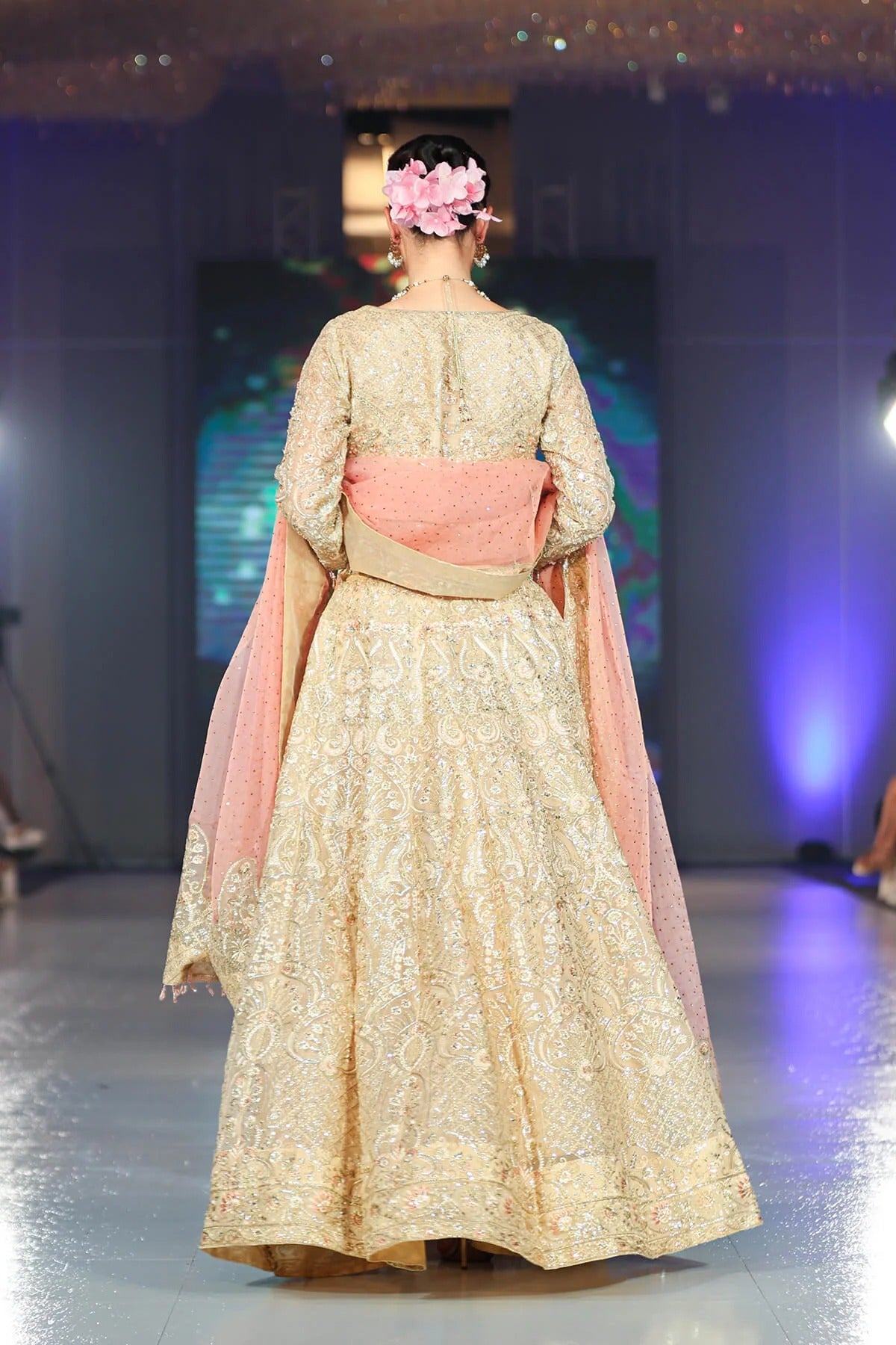 Divine Aura - Emran Kaxhif (AC-103)