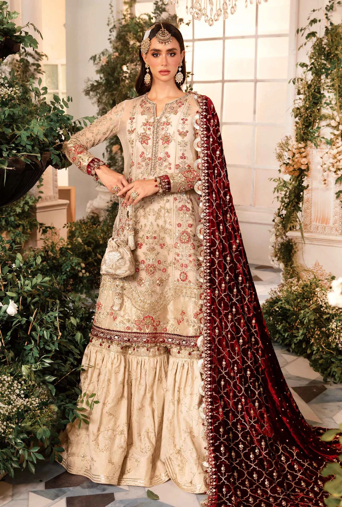 MBroided - Maria. B (AC-17)