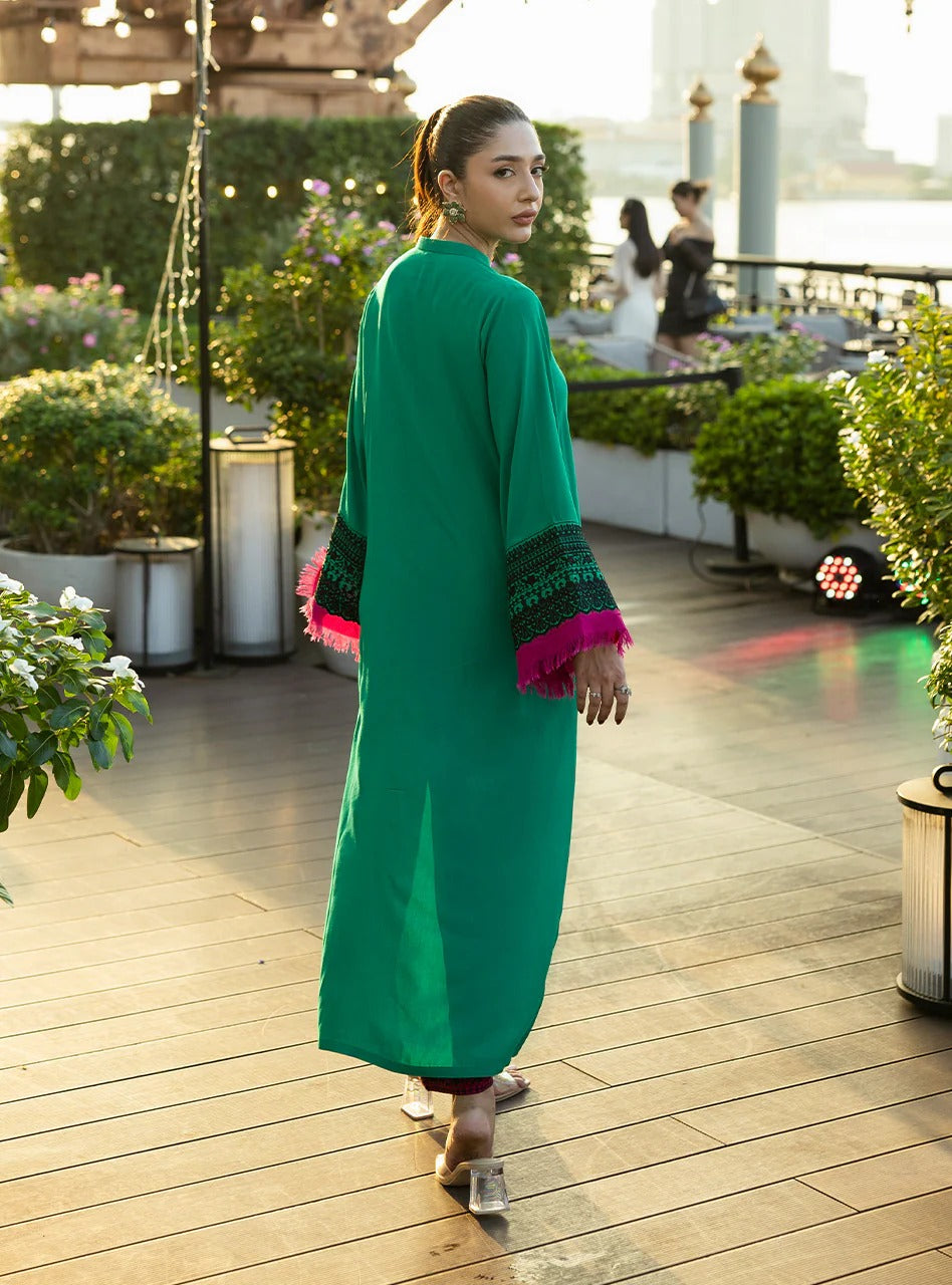 Emerald Breeze - Zainab Chottani (AC-11)