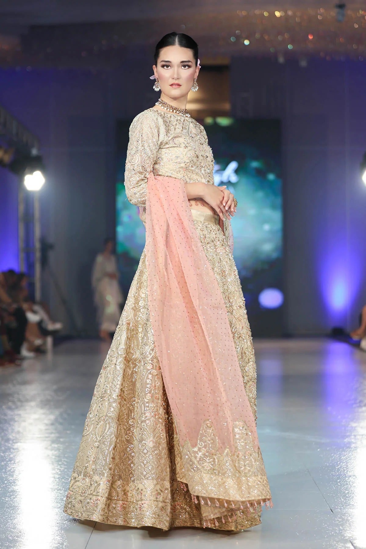 Divine Aura - Emran Kaxhif (AC-103)