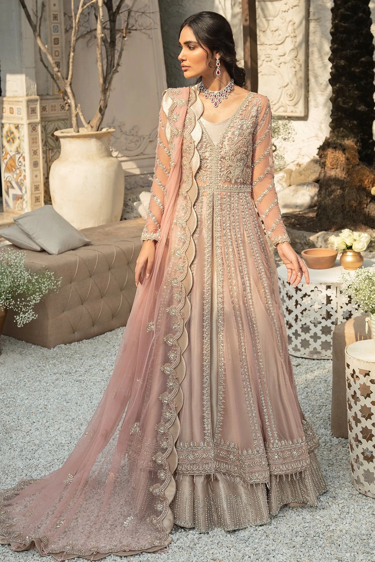 Lehenga and Front Open Gown Pakistani Wedding Dress | Pakistani wedding  dress, Pakistani wedding, Open gown style dresses pakistani